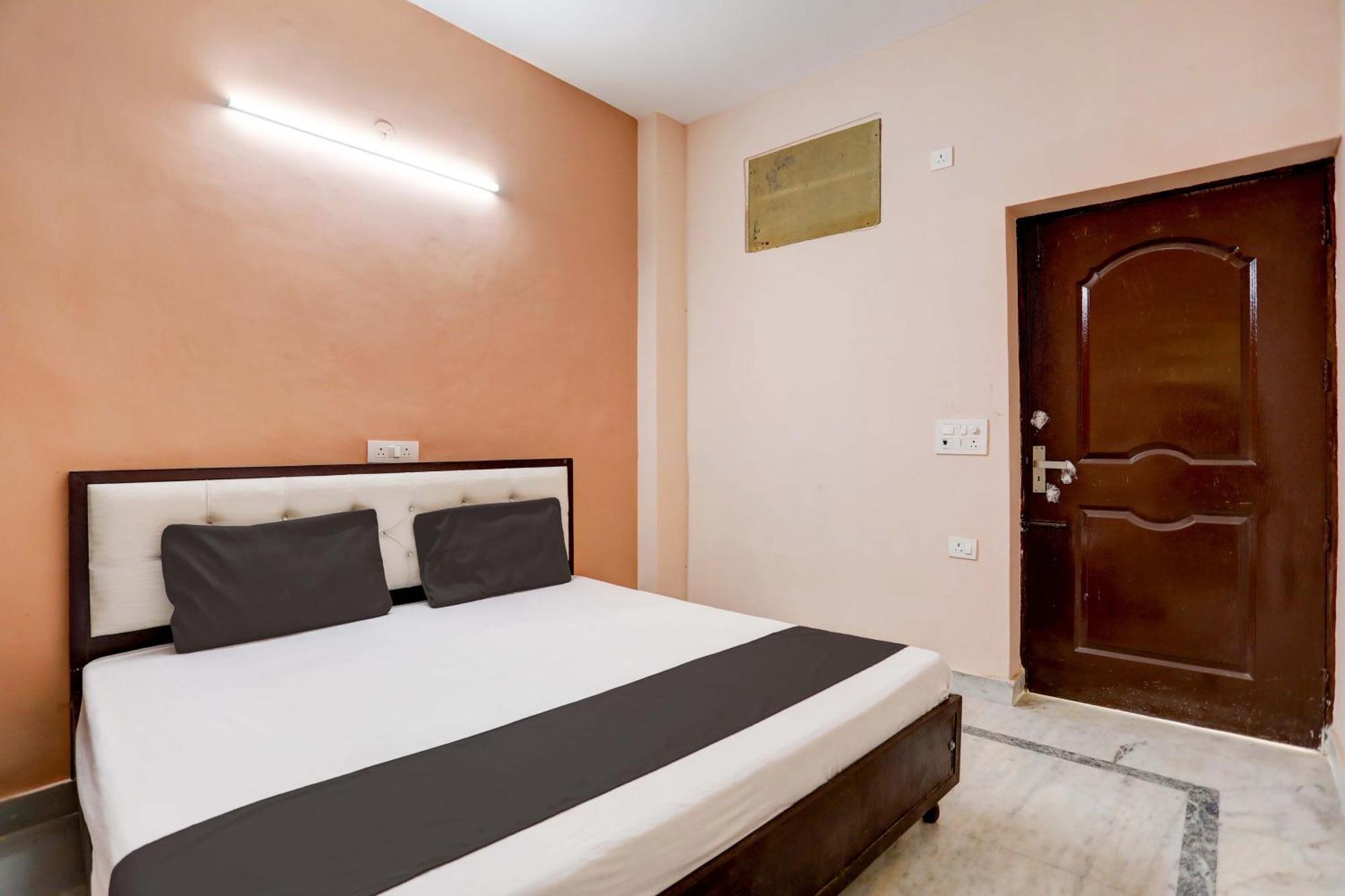 Hotel O Tilak Hotel 24 Sector 27 Near By Vinayak Hospital Gali No-6 Нойда Экстерьер фото