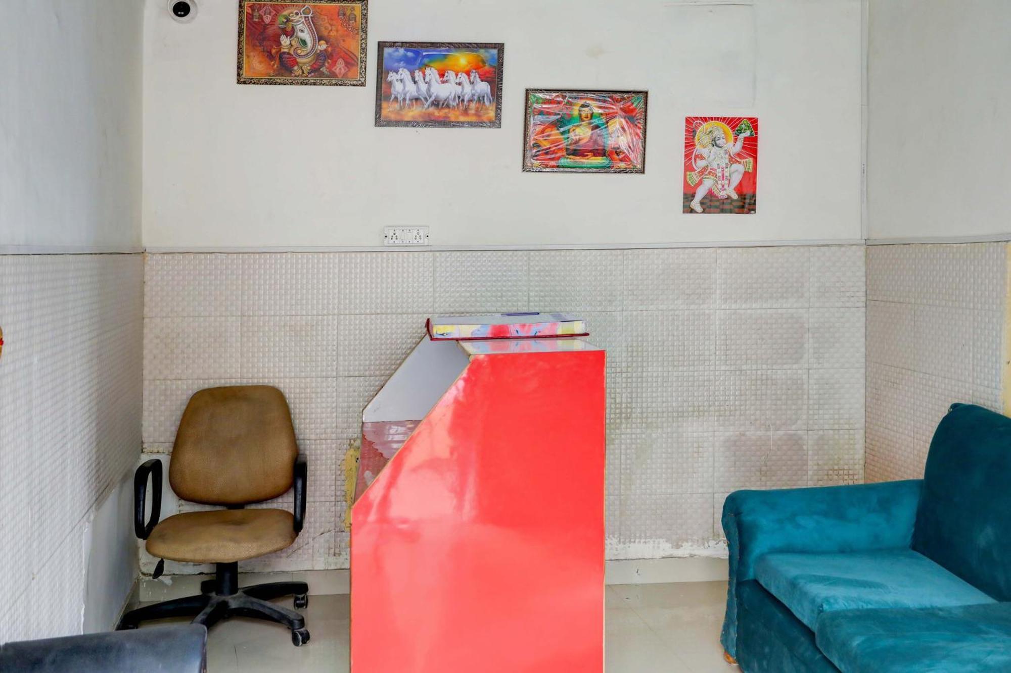Hotel O Tilak Hotel 24 Sector 27 Near By Vinayak Hospital Gali No-6 Нойда Экстерьер фото