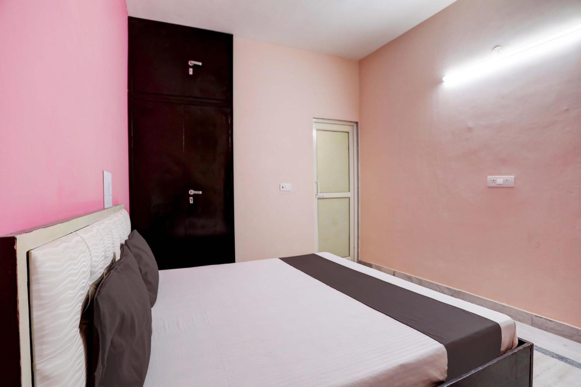 Hotel O Tilak Hotel 24 Sector 27 Near By Vinayak Hospital Gali No-6 Нойда Экстерьер фото